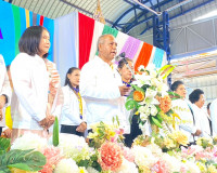 รองผู้ว่าราชการจังหวัดสุราษฎร์ธานี เป็นประธานในพิธีเปิดการแข ... พารามิเตอร์รูปภาพ 1