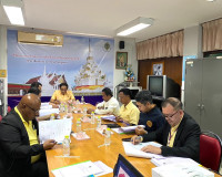 รองผู้ว่าราชการจังหวัดสุราษฎร์ธานี เป็นประธานในการประชุมคณะก ... พารามิเตอร์รูปภาพ 1