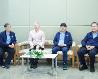 รองผู้ว่าราชการจังหวัดสุราษฎร์ธานี ร่วมเป็นเกียรติในการกล่าว ... พารามิเตอร์รูปภาพ 2