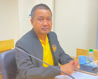 รองผู้ว่าราชการจังหวัดสุราษฎร์ธานี เป็นประธานการประชุมการเตร ... พารามิเตอร์รูปภาพ 4