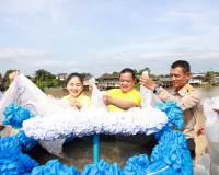 ผู้ว่าราชการจังหวัดสุราษฎร์ธานี นำส่วนราชการ ประชาชน ปล่อยพั ... พารามิเตอร์รูปภาพ 10