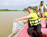 ผู้ว่าราชการจังหวัดสุราษฎร์ธานี นำส่วนราชการ ประชาชน ปล่อยพั ... พารามิเตอร์รูปภาพ 15