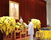 ผู้ว่าฯ สุราษฎร์ธานีเป็นประธานในพิธีมอบหนังสือพระราชทานสาราน ... พารามิเตอร์รูปภาพ 1