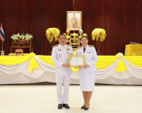 ผู้ว่าฯ สุราษฎร์ธานีเป็นประธานในพิธีมอบหนังสือพระราชทานสาราน ... พารามิเตอร์รูปภาพ 16
