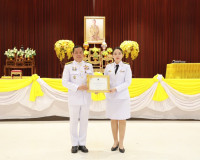 ผู้ว่าฯ สุราษฎร์ธานีเป็นประธานในพิธีมอบหนังสือพระราชทานสาราน ... พารามิเตอร์รูปภาพ 17