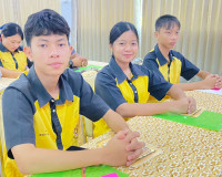 รองผู้ว่าราชการจังหวัดสุราษฎร์ธานี เป็นประธานพิธีเปิดพร้อมมอ ... พารามิเตอร์รูปภาพ 6