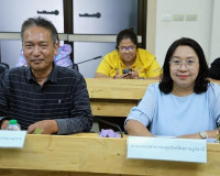 รองผู้ว่าราชการจังหวัดสุราษฎร์ธานี เป็นประธานในการประชุมคณะก ... พารามิเตอร์รูปภาพ 5