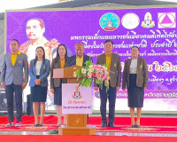 รองผู้ว่าราชการจังหวัดสุราษฎร์ธานี กล่าวต้อนรับ พล.อ.เกรียงไ ... พารามิเตอร์รูปภาพ 11