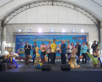 รองผู้ว่าราชการจังหวัดสุราษฎร์ธานี เป็นประธานเปิดโครงการตลาด ... พารามิเตอร์รูปภาพ 12