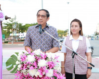 รองผู้ว่าราชการจังหวัดสุราษฎร์ธานี เป็นประธานในพิธีเปิดงานนิ ... พารามิเตอร์รูปภาพ 1