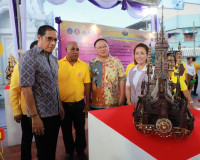 รองผู้ว่าราชการจังหวัดสุราษฎร์ธานี เป็นประธานในพิธีเปิดงานนิ ... พารามิเตอร์รูปภาพ 3