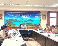 รองผู้ว่าราชการจังหวัดสุราษฎร์ธานี เป็นประธานในการประชุมคณะก ... พารามิเตอร์รูปภาพ 1
