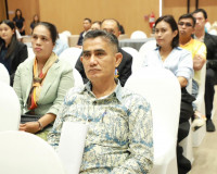 รองผู้ว่าราชการจังหวัดสุราษฎร์ธานี ให้การต้อนรับ นายพัฒนชัย  ... พารามิเตอร์รูปภาพ 7