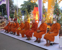รองผู้ว่าราชการจังหวัดสุราษฎร์ธานี เป็นประธานในพิธีชักพุ่มเม ... พารามิเตอร์รูปภาพ 3