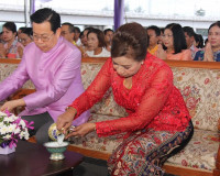 รองผู้ว่าราชการจังหวัดสุราษฎร์ธานี เป็นประธานในพิธีชักพุ่มเม ... พารามิเตอร์รูปภาพ 6
