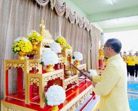 รองผู้ว่าราชการจังหวัดสุราษฎร์ธานี พร้อมด้วย นางพรรณทิพย์ เจ ... พารามิเตอร์รูปภาพ 2