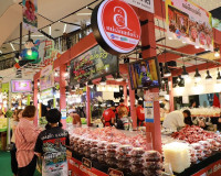 รองผู้ว่าราชการจังหวัดสุราษฎร์ธานี พร้อมด้วย หัวหน้าส่วนราชก ... พารามิเตอร์รูปภาพ 6