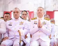 รองผู้ว่าราชการจังหวัดสุราษฎร์ธานี ร่วมพิธีถวายผ้ากฐินพระราช ... พารามิเตอร์รูปภาพ 3