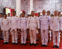 รองผู้ว่าราชการจังหวัดสุราษฎร์ธานี ร่วมพิธีถวายผ้ากฐินพระราช ... พารามิเตอร์รูปภาพ 6