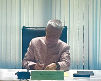 รองผู้ว่าราชการจังหวัดสุราษฎร์ธานี ในฐานะผู้ทรงคุณวุฒิคณะกรร ... พารามิเตอร์รูปภาพ 2