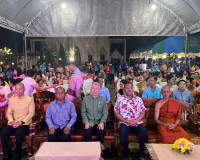 รองผู้ว่าราชการจังหวัดสุราษฎร์ธานี ได้กล่าวต้อนรับพลเอกเกรีย ... พารามิเตอร์รูปภาพ 1