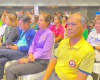 รองผู้ว่าราชการจังหวัดสุราษฎร์ธานี กล่าวต้อนรับผู้บริหารและผ ... พารามิเตอร์รูปภาพ 6
