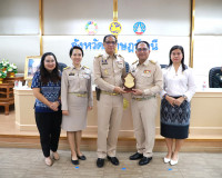 จังหวัดสุราษฎร์ธานี ประชุมหัวหน้าส่วนราชการและหน่วยงานที่เกี ... พารามิเตอร์รูปภาพ 12