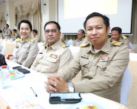 จังหวัดสุราษฎร์ธานี ประชุมหัวหน้าส่วนราชการและหน่วยงานที่เกี ... พารามิเตอร์รูปภาพ 16