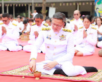 พระภิกษุสงฆ์ทั้งไทยและต่างชาติกว่า 500 รูป ธุดงผ่านจังหวัดสุ ... พารามิเตอร์รูปภาพ 17