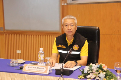 รองผู้ว่าราชการจังหวัดสุราษฎร์ธานี พร้อมด้วยหัวหน้าส่วนราชกา ... พารามิเตอร์รูปภาพ 1