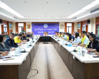 จังหวัดสุราษฎร์ธานีประชุมศูนย์บัญชาการเหตุการณ์ป้องกันและแก้ ... พารามิเตอร์รูปภาพ 16