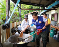 รองผู้ว่าราชการจังหวัดสุราษฎร์ธานี และนายอำเภอกาญจนดิษฐ์ ร่ว ... พารามิเตอร์รูปภาพ 12