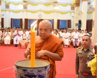 รองผู้ว่าราชการจังหวัดสุราษฎร์ธานี เป็นประธานในพิธีสวดมนต์ข้ ... พารามิเตอร์รูปภาพ 6