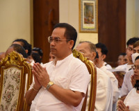 รองผู้ว่าราชการจังหวัดสุราษฎร์ธานี เป็นประธานในพิธีสวดมนต์ข้ ... พารามิเตอร์รูปภาพ 11