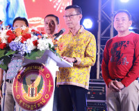 ชาวจังหวัดสุราษฎร์ธานี ร่วมกิจกรรมเฉลิมฉลองเคาท์ดาวน์ วันส่ง ... พารามิเตอร์รูปภาพ 3