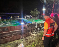 รองผู้ว่าราชการจังหวัดสุราษฎร์ธานี ลงพื้นที่ตรวจและช่วยเหลือ ... พารามิเตอร์รูปภาพ 3