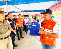รองผู้ว่าราชการจังหวัดสุราษฎร์ธานี พร้อมด้วยหัวหน้าส่วนราชกา ... พารามิเตอร์รูปภาพ 3
