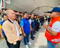 รองผู้ว่าราชการจังหวัดสุราษฎร์ธานี พร้อมด้วยหัวหน้าส่วนราชกา ... พารามิเตอร์รูปภาพ 6
