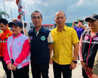 รองผู้ว่าราชการจังหวัดสุราษฎร์ธานี พร้อมด้วยหัวหน้าส่วนราชกา ... พารามิเตอร์รูปภาพ 8