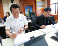 ผู้ว่าราชการจังหวัดสุราษฎร์ธานี ประชุมคณะกรรมการบริหารงานกลุ ... พารามิเตอร์รูปภาพ 2