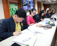ผู้ว่าราชการจังหวัดสุราษฎร์ธานี ประชุมคณะกรรมการบริหารงานกลุ ... พารามิเตอร์รูปภาพ 12
