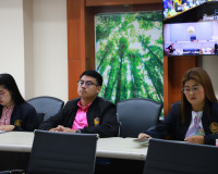 ผู้ว่าราชการจังหวัดสุราษฎร์ธานี ประชุมคณะกรรมการบริหารงานกลุ ... พารามิเตอร์รูปภาพ 13