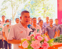 รองผู้ว่าราชการจังหวัดสุราษฎร์ธานี เป็นประธานในกิจกรรมเทิดพร ... พารามิเตอร์รูปภาพ 3