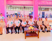รองผู้ว่าราชการจังหวัดสุราษฎร์ธานี เป็นประธานในกิจกรรมเทิดพร ... พารามิเตอร์รูปภาพ 4