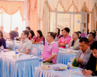 รองผู้ว่าราชการจังหวัดสุราษฎร์ธานี เป็นประธานในการประชุมประช ... พารามิเตอร์รูปภาพ 5
