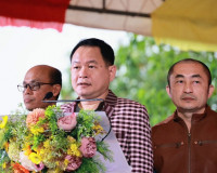 รองผู้ว่าราชการจังหวัดสุราษฎร์ธานี เป็นประธานเปิดงานวันเด็กแ ... พารามิเตอร์รูปภาพ 2