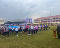 รองผู้ว่าราชการจังหวัดสุราษฎร์ธานีเป็นประธานเปิดการแข่งขันฟุ ... พารามิเตอร์รูปภาพ 4
