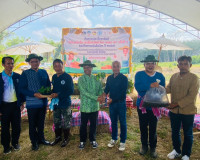 รองผู้ว่าราชการจังหวัดสุราษฎร์ธานี เป็นประธานในพิธีเปิดกิจกร ... พารามิเตอร์รูปภาพ 9