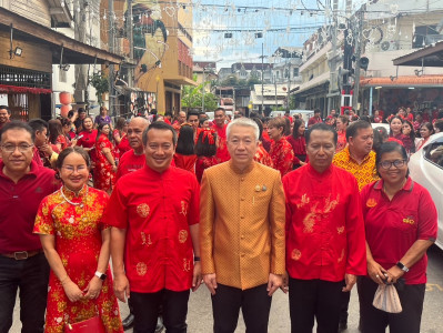 รองผู้ว่าราชการจังหวัดสุราษฎร์ธานี เป็นประธานในพิธีเปิดโครงก ... พารามิเตอร์รูปภาพ 1