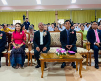รองผู้ว่าราชการจังหวัดสุราษฎร์ธานี เป็นประธานและมอบเกียรติบั ... พารามิเตอร์รูปภาพ 3